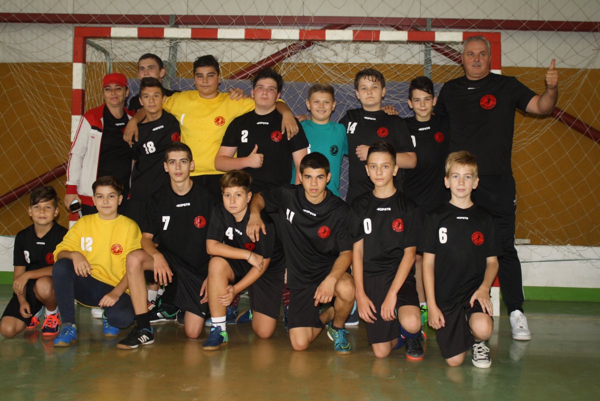 (FOTO) Plăcerea de a juca handbal: ACS Unirea Sântana - HC Beldiman 20-29