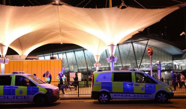 ATAC CU ACID în Londra: cel puţin 5 victime
