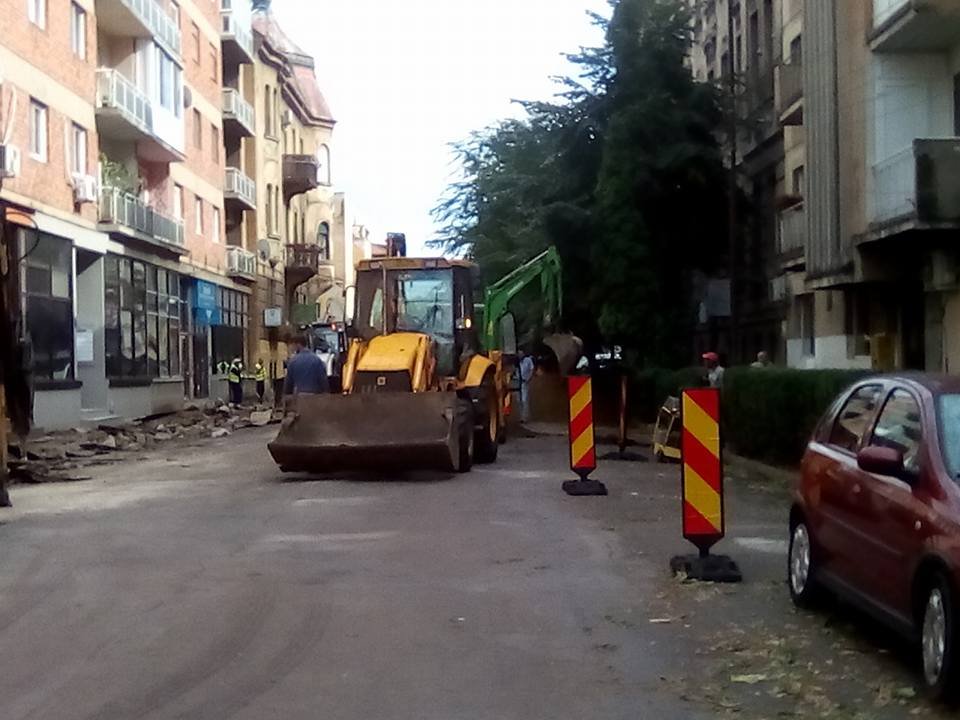 Se lucrează pe străzile N. Grigorescu şi Gh. Barițiu