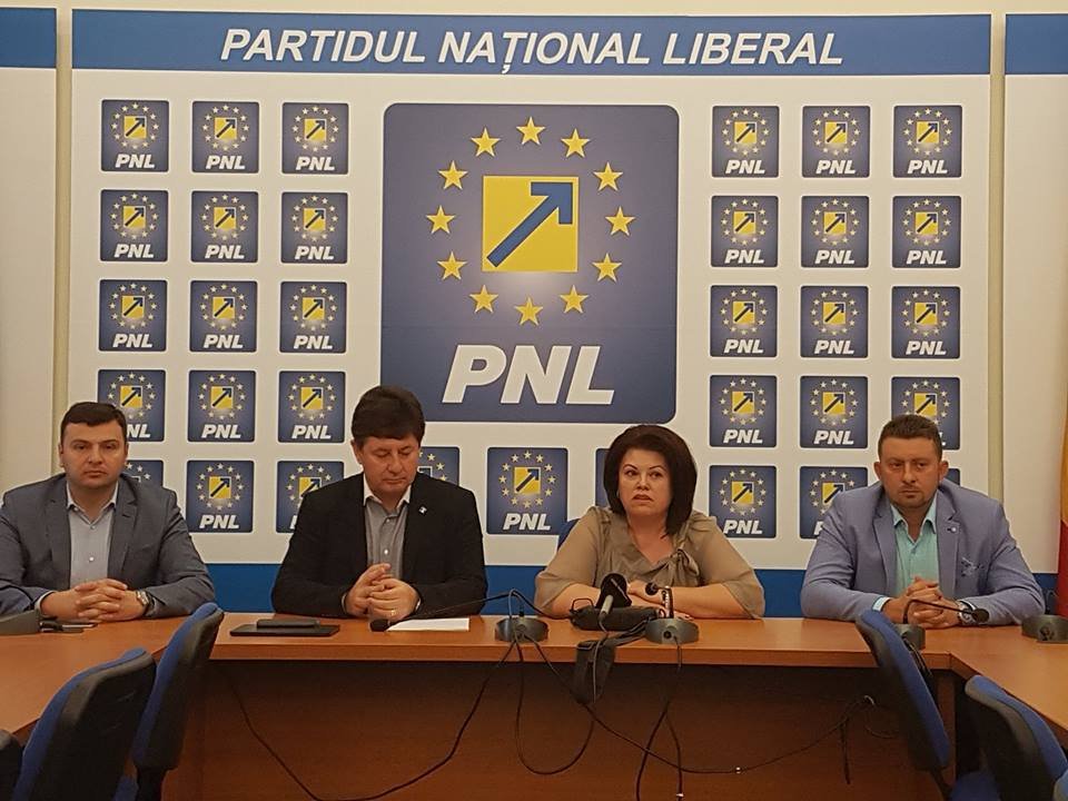 Adriana Băcioi este candidatul PNL la primăria Bocsig!