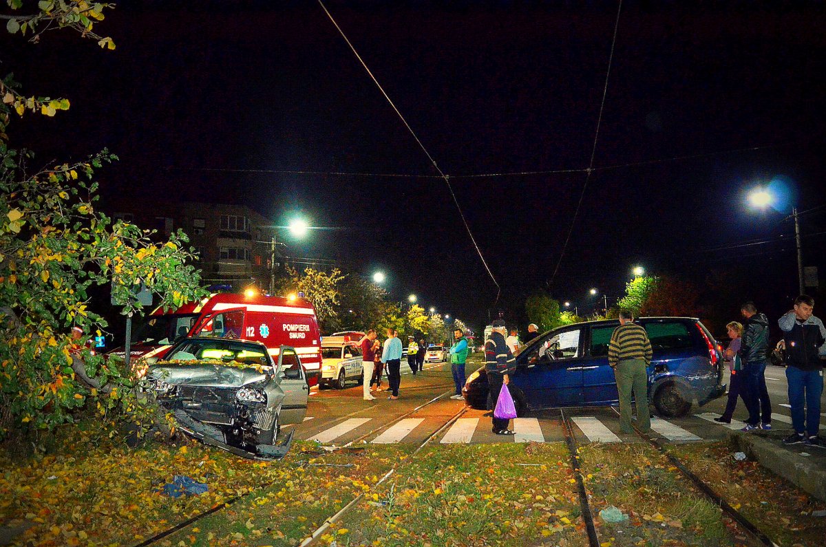 Accident cu VW contra Citroen în Micălaca