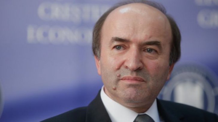 Tudorel Toader, despre arhiva SIPA: Bombă cu ceas. Pe cine întrebai în minister ziceai că îi dai foc