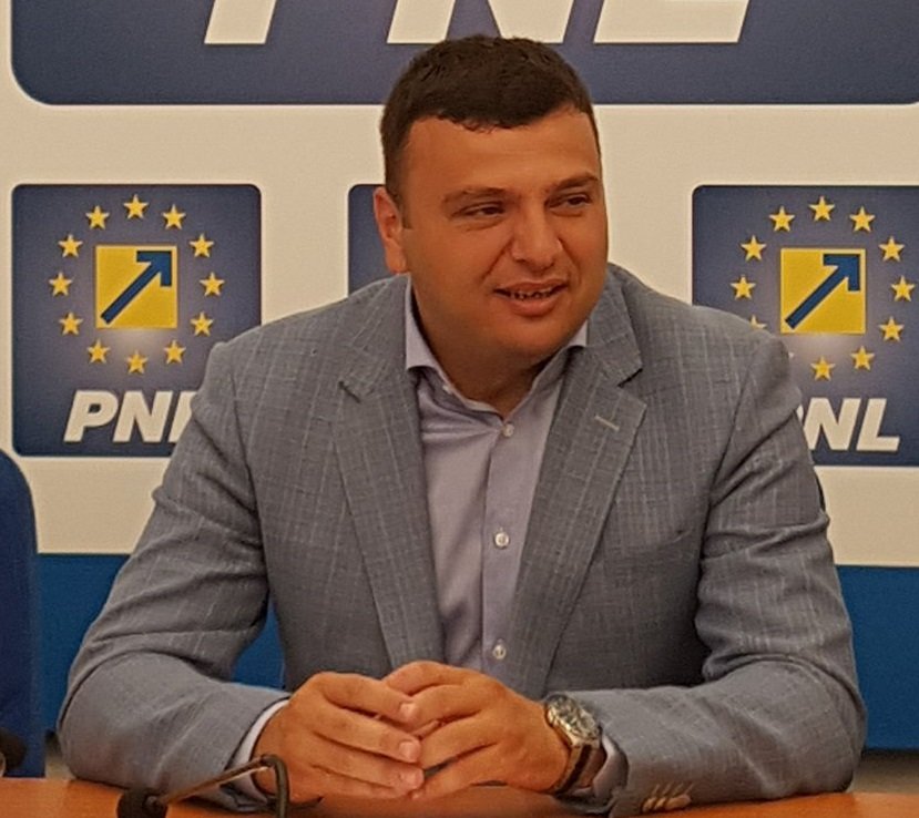 Sergiu Bilcea „Ministrul Fifor este de acord cu scumpirea căldurii şi a apei calde“