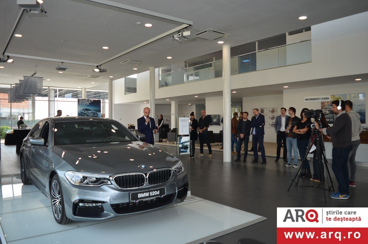 O sesiune de test drive cu noul BMW Seria 5, exclusiv pentru arădenii cunoscători, a organizat reprezentanţa BMW Service- Bavaria Cars