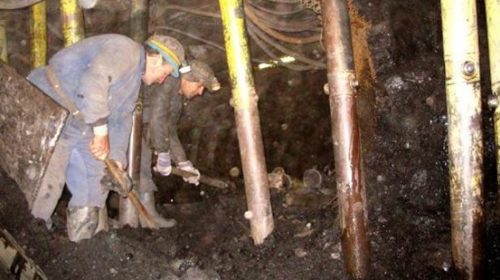 Explozie în mina Uricani: Cel puţin patru victime