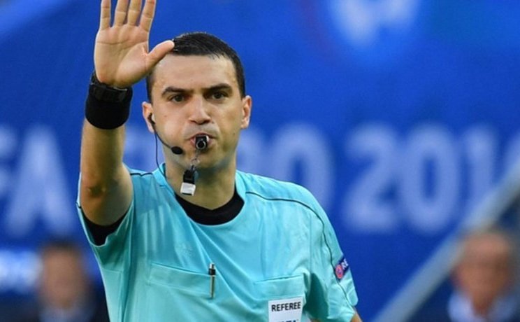 Arbitrul arădean Ovidiu Hațegan, la prima manşă din barajul pentru Cupa Mondială