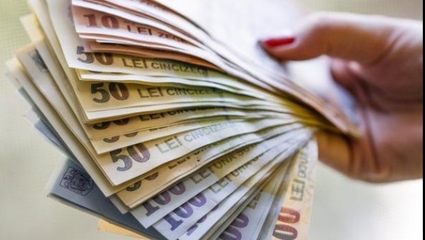 Indicele ROBOR la 3 luni a crescut până la nivelul de 2,06%, un nou record al ultimilor trei ani