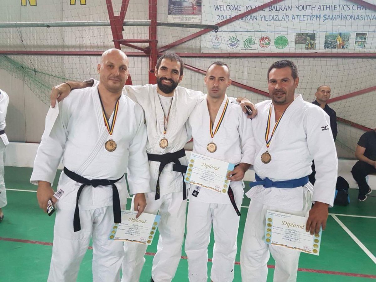 POLIȚIȘTI ARĂDENI, MEDALIAȚI CU BRONZ LA CAMPIONATUL NATIONAL DE JUDO AL M.A.I.