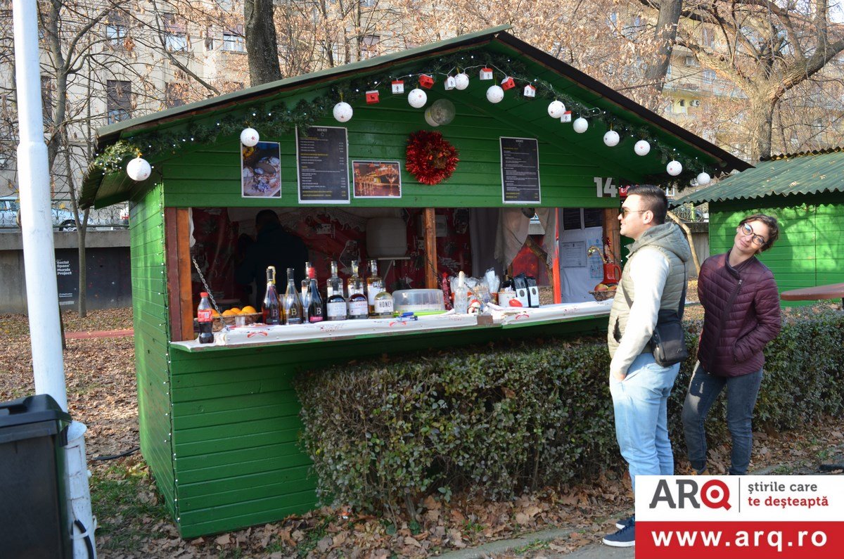 Târgul de Iarnă arădean și-a deschis tarabele (FOTO)