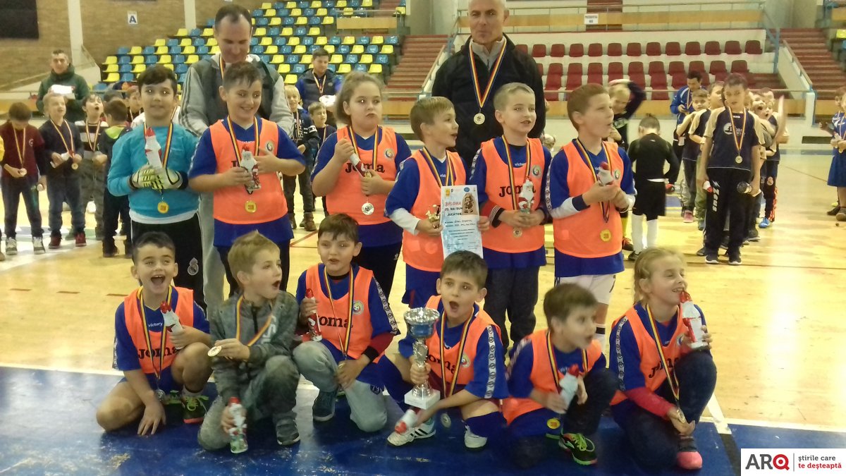 Turneul ”Nicholas Indoor Cup Arad 2017”,  o nouă reușită în fotbalul juvenil 