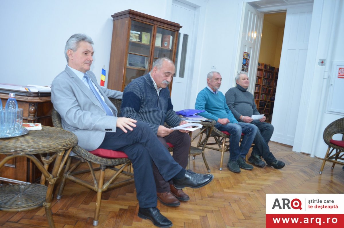 VINGA - ISTORIE ȘI IMAGINE, lansată prompt la Biblioteca Județeană