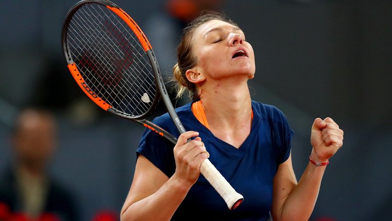 Simona Halep, după un meci-maraton la Australian Open. 