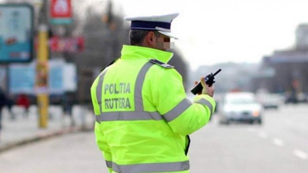 Garcea trăieşte în Argeş. Un poliţist s-a amendat singur după ce a oprit în trafic o tânără care conducea cu viteză