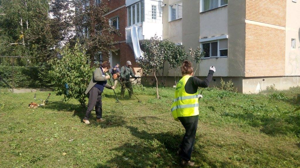 A început curățenia de toamnă în cartiere