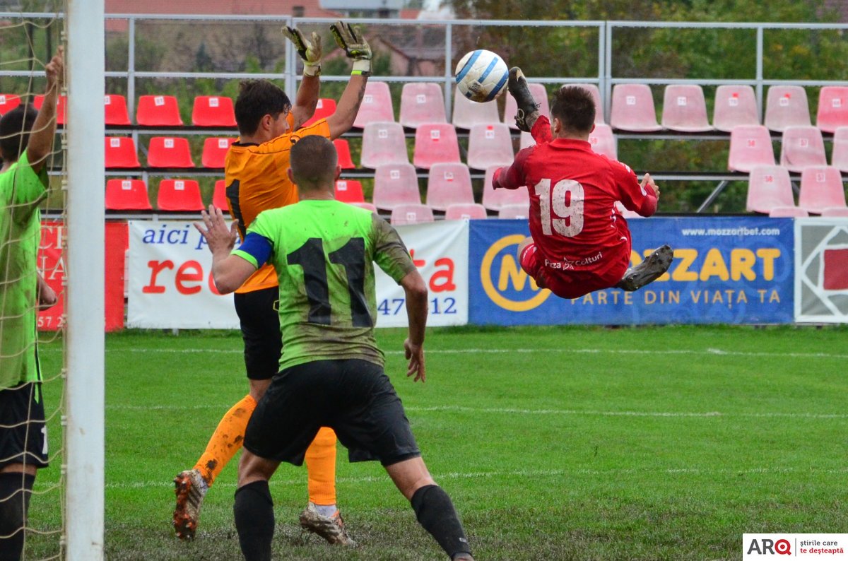 Fotoreportaj: UTA - Metalul Reșița 5-1