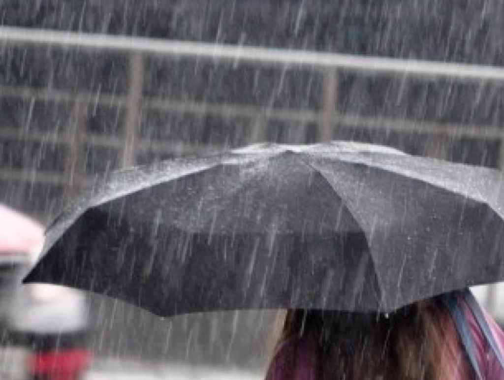 ALERTĂ METEO: Urmează două zile de ploi în toată ţara