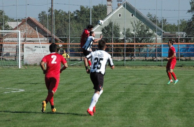 1 punct e mai mult decât nimic: Şoimii Pâncota - CSM Rm. Vâlcea 1-1