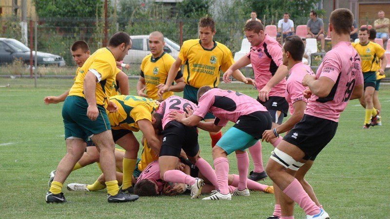 Rugbyştii de la CSUAV Arad au încheiat sezonul cu un eşec drastic