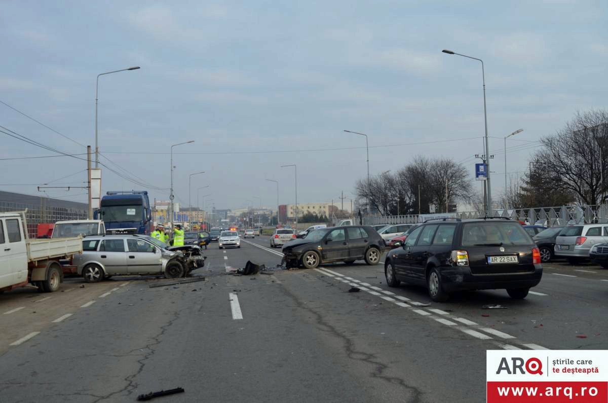 Accident grav cu un Opel și două VW la RAR (FOTO)