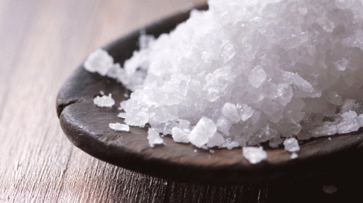 S-a aflat adevărul: Câtă sare trebuie, de fapt, să mănânci zilnic ca să nu ai probleme de sănătate