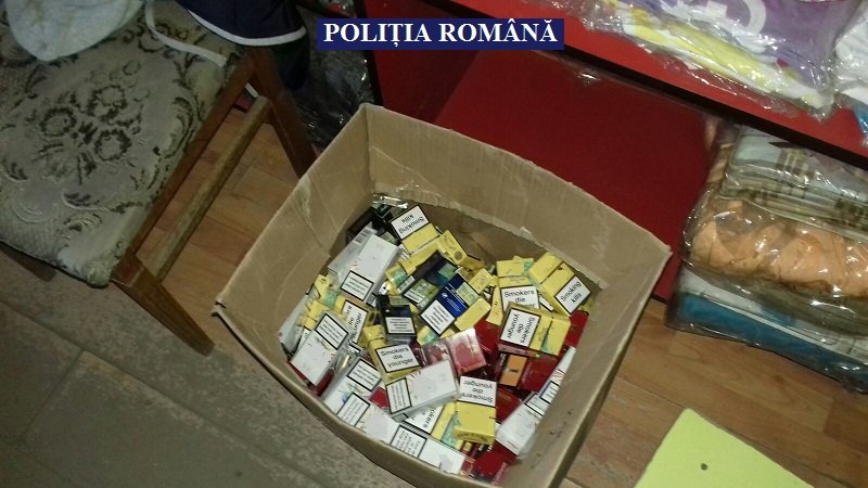 PESTE 9.000 DE ȚIGARETE DE CONTRABANDĂ CONFISCATE DE POLIȚIȘTI ÎN SEBIȘ