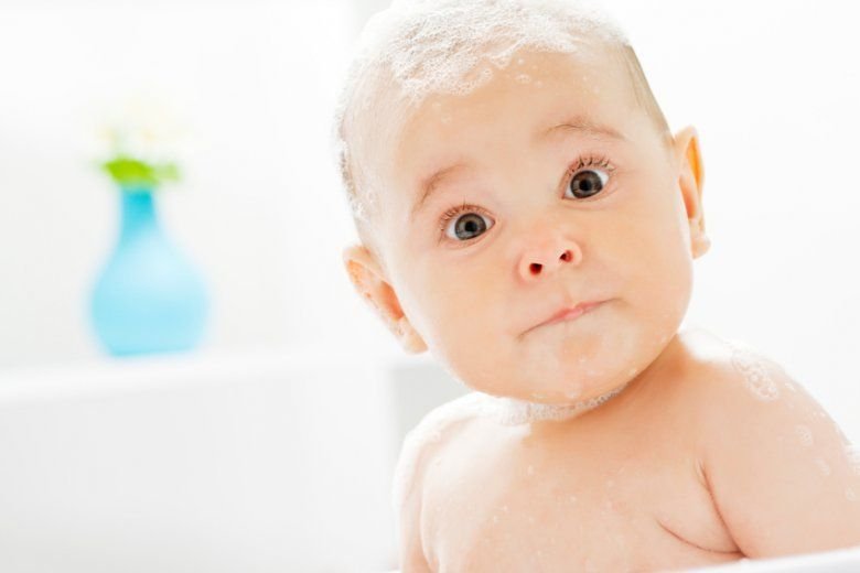 Cosmeticele bio pentru bebeluși și copii – De ce este important să le folosim mai frecvent?