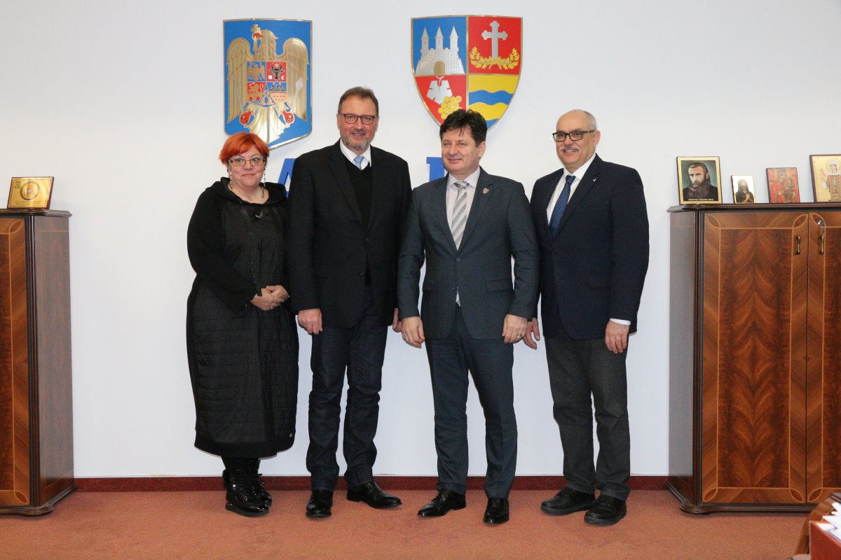 Iustin Cionca și Joachim Walter au semnat astăzi la CJA declarația de intenție privind parteneriatul dintre Arad și Tübingen