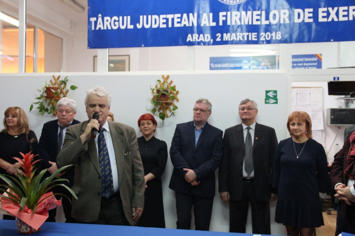 Colegiul Particular „Vasile Goldis” Arad - gazda ediţiei a VI-a a Târgului Judeţean al Firmelor de Exerciţiu