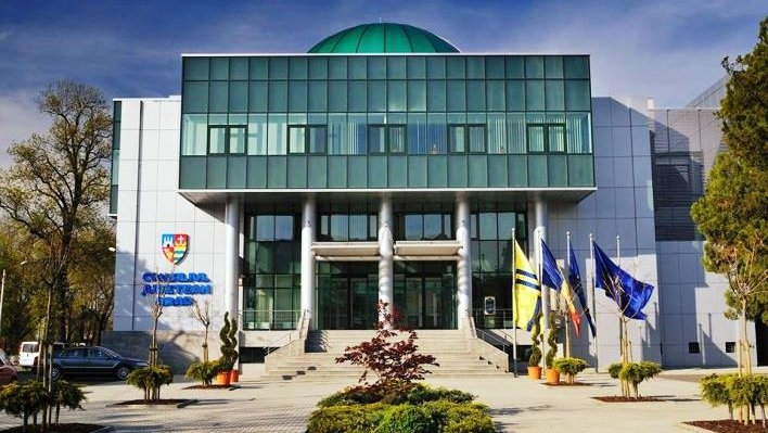 Masă rotundă la Consiliul Judeţean Arad, cu reprezentanţi ai minorităţilor românilor din Serbia