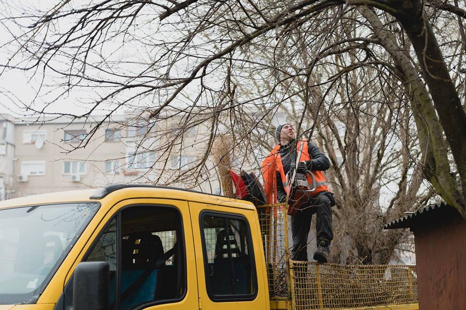 “Curăţenia de primăvară”, în desfăşurare