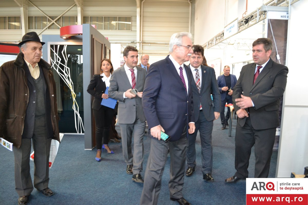 Târgul internaţional Confort Construct & Instal și-a deschis porțile la Expo Arad