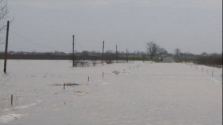 Alertă în Covasna! Există riscul de rupere a unui dig, dar localnicii refuză evacuarea