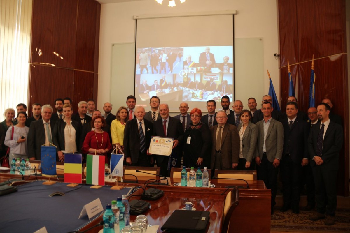Excelenţa Sa Marco Giungi, Ambasadorul Italiei în România, a vizitat Universitatea de Vest „Vasile Goldiş” din Arad