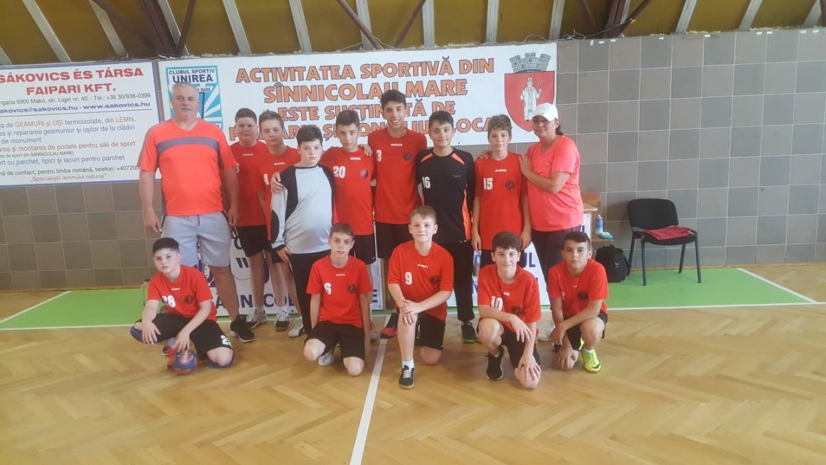 În atenţia Aradului: Echipa de juniori IV a HC Beldiman s-a calificat în faza finală naţională!