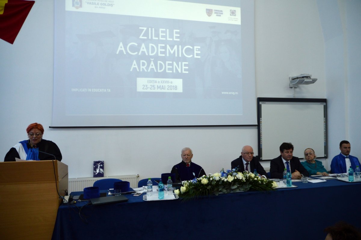 Zilele Academice Arădene Ediţia a XXVIII-a, organizate de UVVG, dedicate Centenarului Marii Uniri şi Institutului de Ştiinţe ale Vieţii (FOTO)