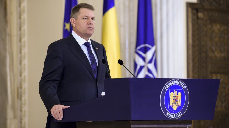 Klaus Iohannis pleacă în Germania, în plin scandal legat de revocarea șefei DNA