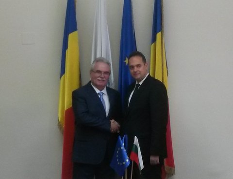 Ambasada Bulgariei la Bucureşti în vizită la  Camera de Comerţ Arad
