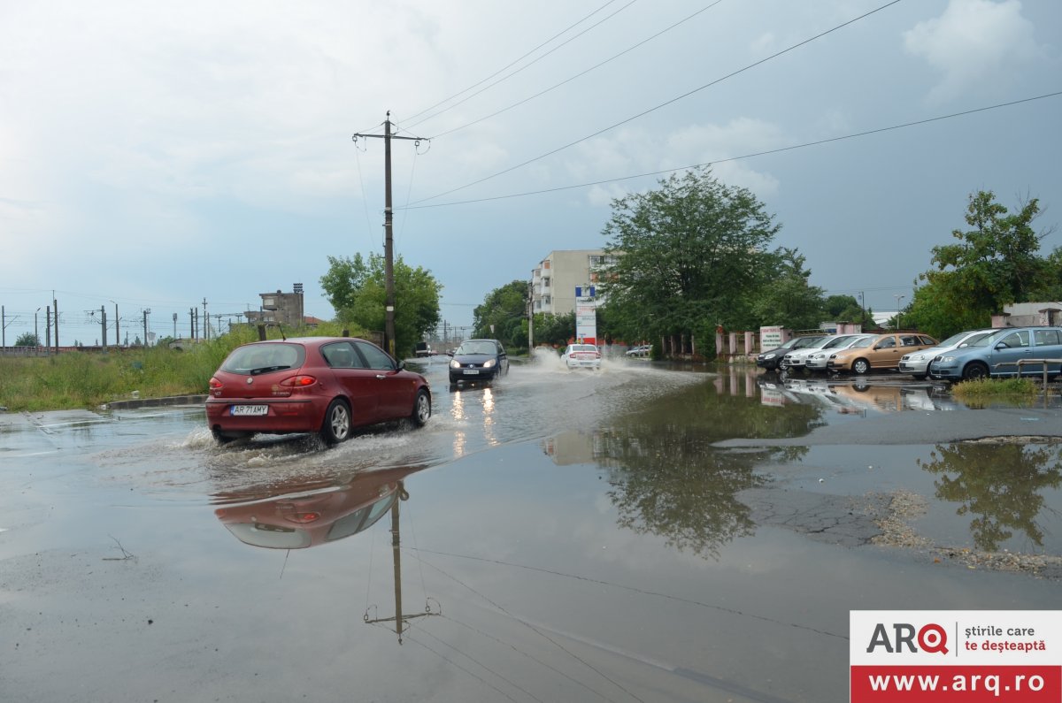 Efecte ale ploii în municipiu (FOTO)