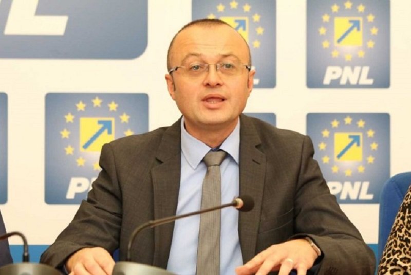 Dorin Stanca (PNL): „Guvernarea trebuie să se ocupe de economie şi infrastructură, nu de scandaluri politice”