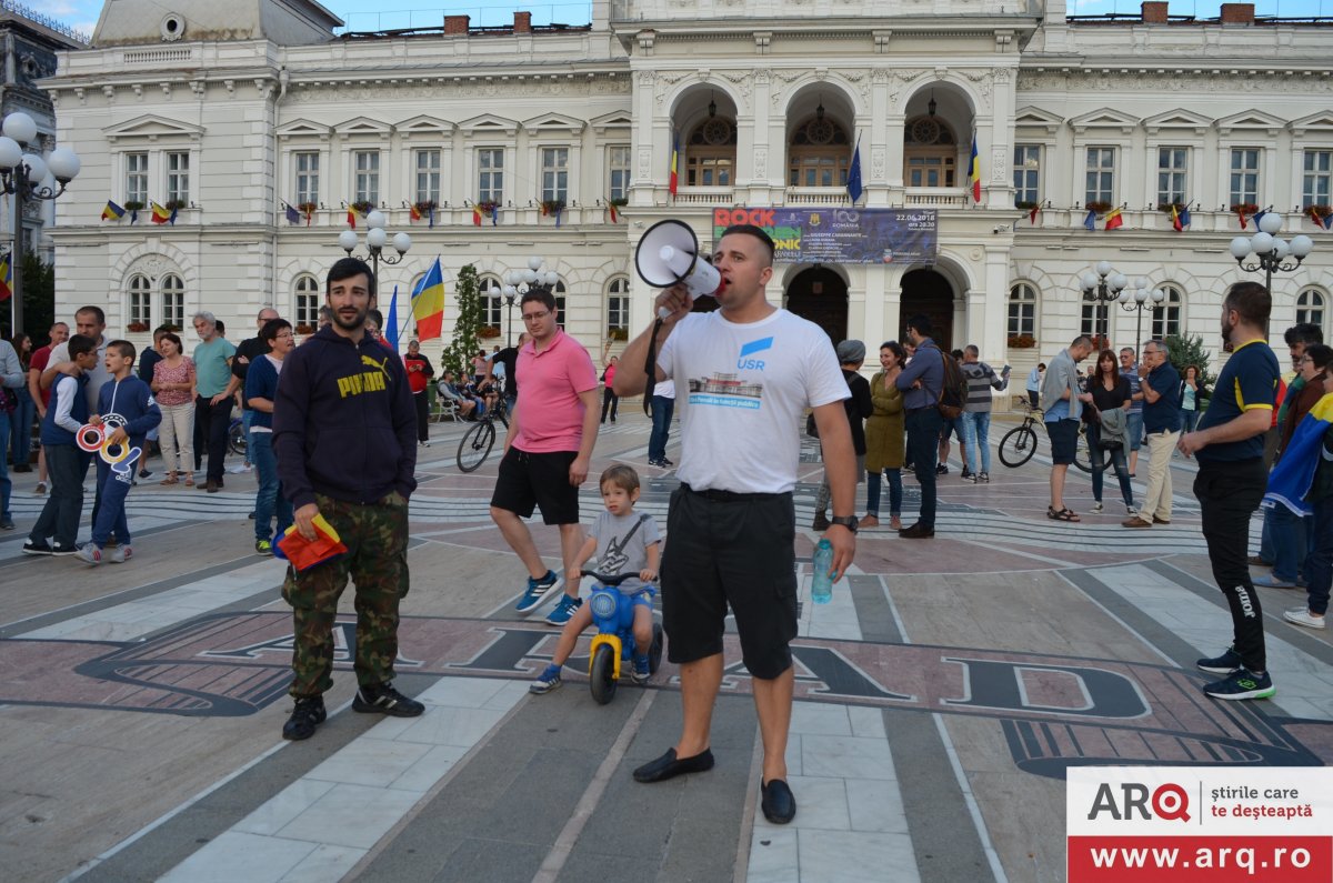 Din nou proteste (destul de anemice) împotriva PENALILOR