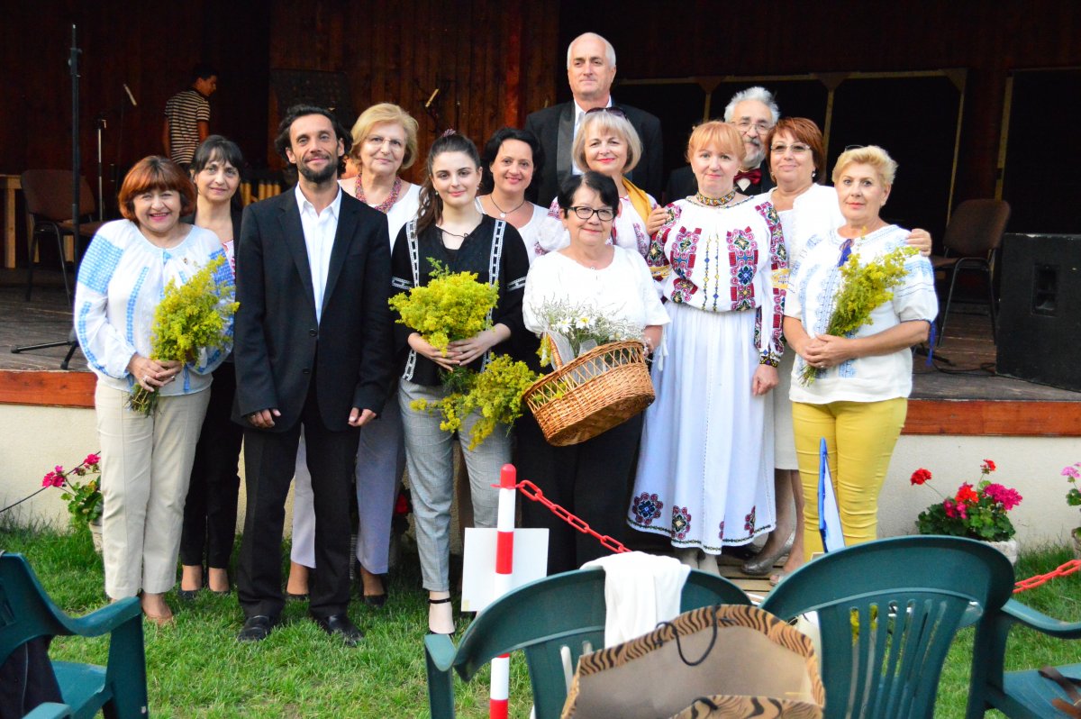 Duminică, de Sânziene, la Centrul Cultural Judeţean a avut loc Concertul Filarmonicii de Stat Arad, organizat de Lions Club Arad 2007