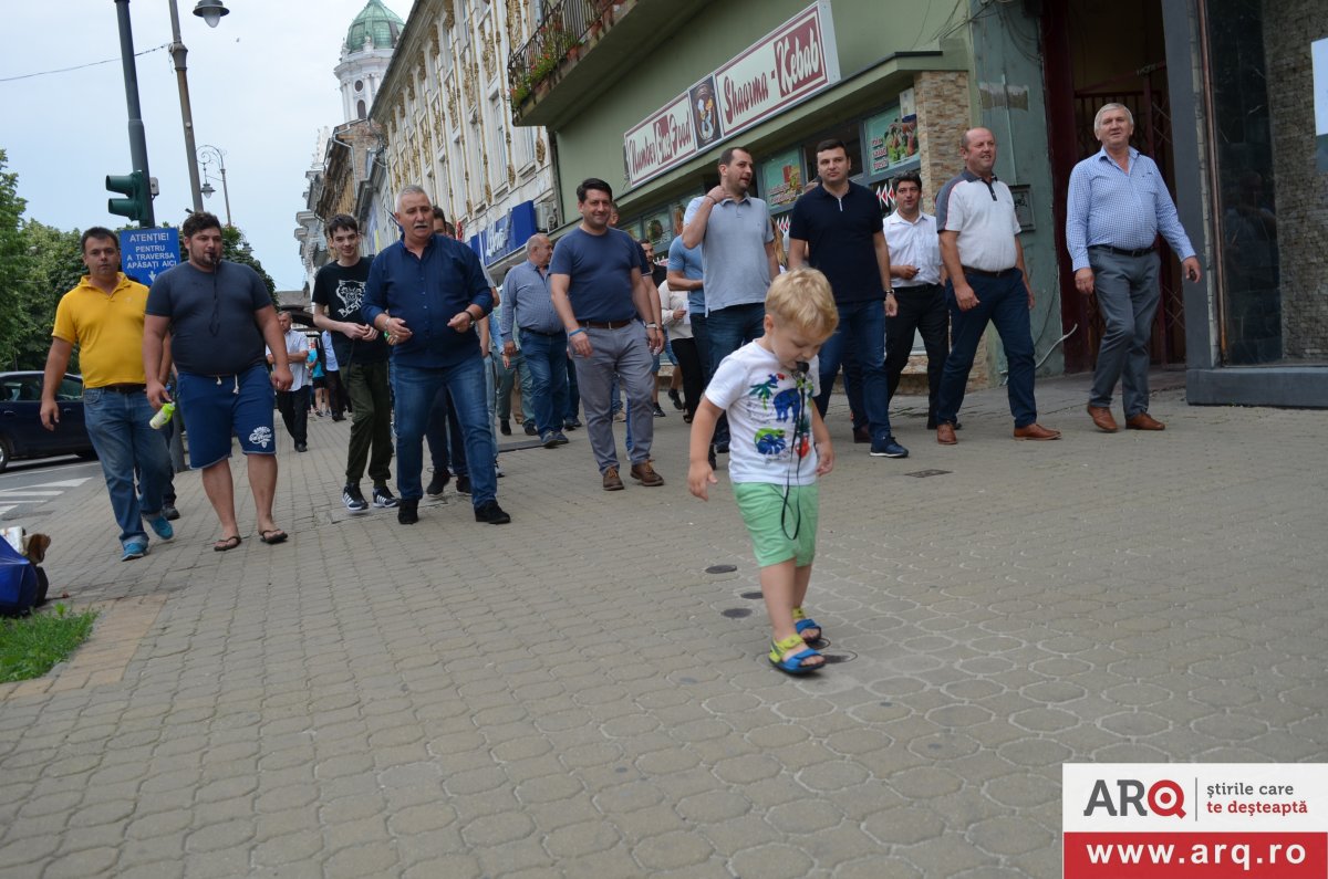 ”Uniți salvăm Primăria”