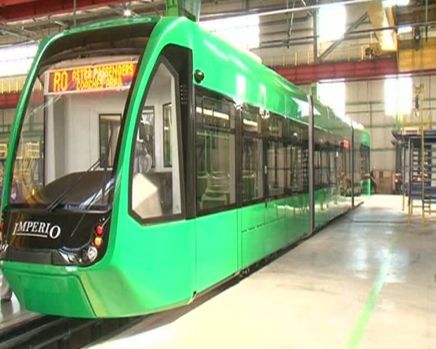 Tramvaiul românesc, fără competitori. Astra Vagoane Călători Arad, singurul ofertant şi la licitaţia pentru 10 tramvaie în Oradea