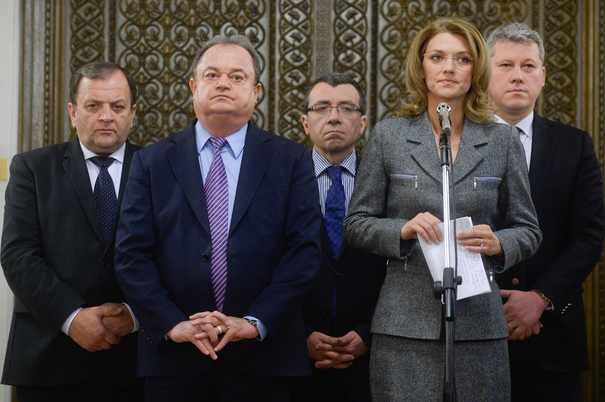 Iohannis intră în joc. Şi-a ales echipa pentru prezidențialele din 2019!