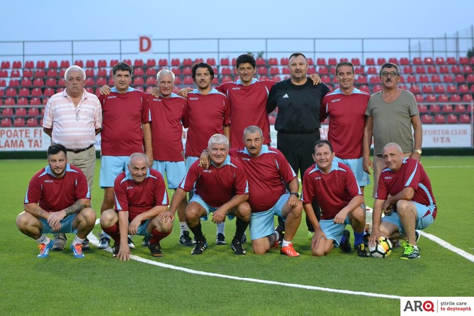  Sâmbătă seara , pe stadionul Motorul, Vagonul Arad a învins UTA după 50 de ani