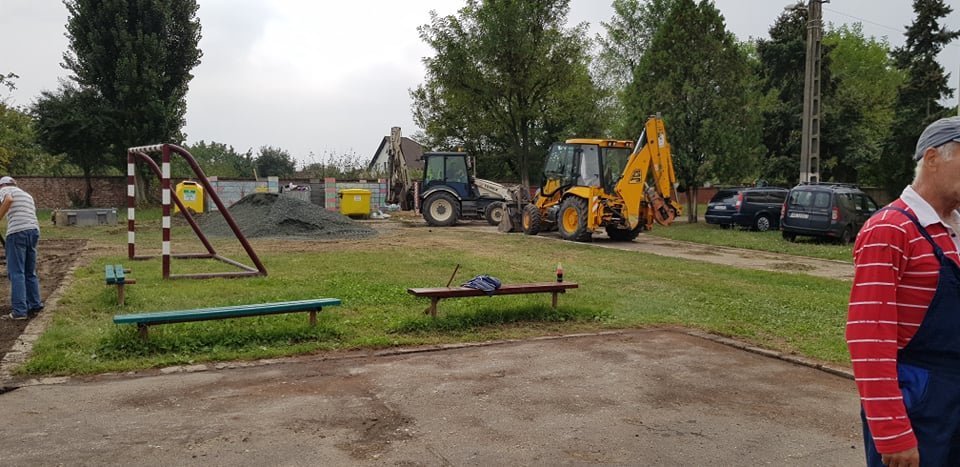 Mai multe curţi de şcoli vor fi reabilitate în municipiul Arad (FOTO)