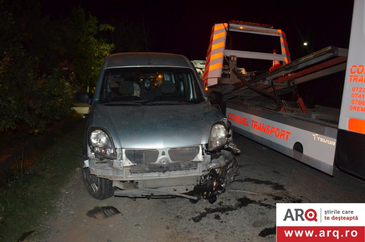 Renault vs. Ford = Consuel Transport