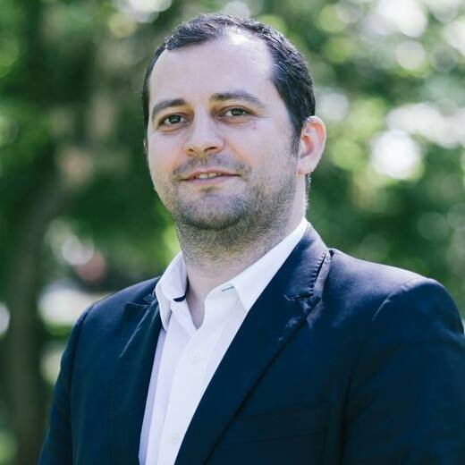 Răzvan Cadar: „PSD a minţit: vrea amnistie şi graţiere!”