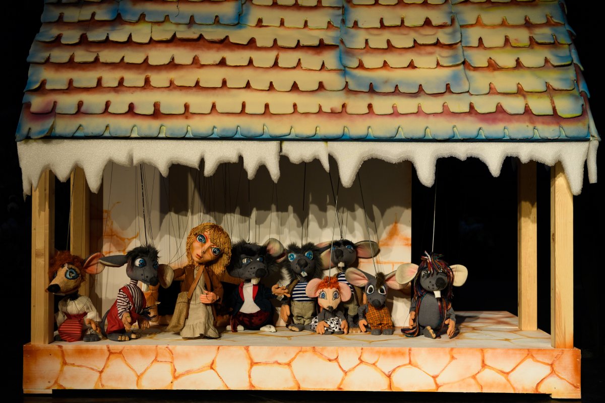 Fetița cu chibrituri – o nouă premieră pe scena Trupei Marionete