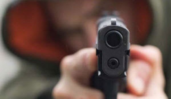 Bărbat din Horia împușcat de către doi arădeni